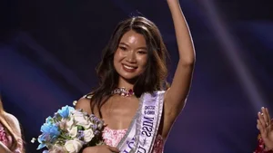 Trinh Thi Hong Dang: The Asian Barbie of Miss Universe Vietnam - image 1