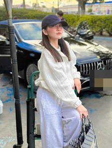 Kim Hiền's Natural Beauty and Simple Life in the USA: An Inspiring Look at Her Radiant Lifestyle - image 0