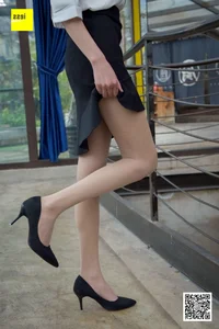 IESS Sixiangjia 142: Yongying's Soft Girl Aesthetic and Slender Leg Fashion - image 28