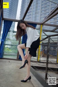 IESS Sixiangjia 142: Yongying's Soft Girl Aesthetic and Slender Leg Fashion - image 43