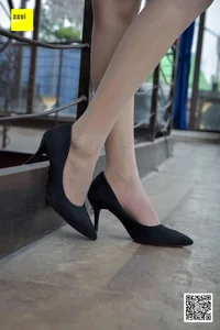 IESS Sixiangjia 142: Yongying's Soft Girl Aesthetic and Slender Leg Fashion - image 31