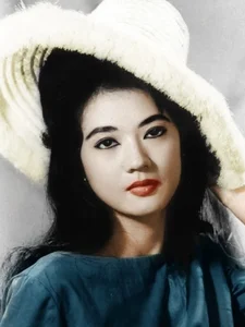 The Tragic Legend of Saigon Stage Queen Thanh Nga - image 0