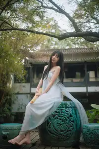 Xiao Yu: Orchid Garden Muse in YiTuYu Vol.8701 – Captivating Serenity Unveiled - image 17