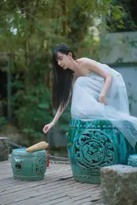 Xiao Yu: Orchid Garden Muse in YiTuYu Vol.8701 – Captivating Serenity Unveiled - image 29