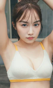 Stunning Hikari Kuroki LOVE Photo Collection: Fresh Japanese Lifestyle and Casual Fashion Inspiration for Modern Style Enthusiasts - image 3
