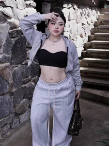 Plus-Size Beauty from Lam Dong Gains Viral Fame for Bold Cut-Out Fashion - image 10
