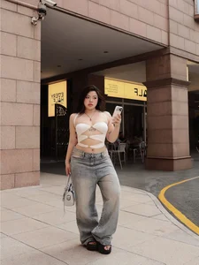 Plus-Size Beauty from Lam Dong Gains Viral Fame for Bold Cut-Out Fashion - image 8