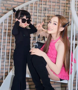 Nha Phuong’s Livestream Reveals Heartwarming Moment with Daughter Destiny - image 2