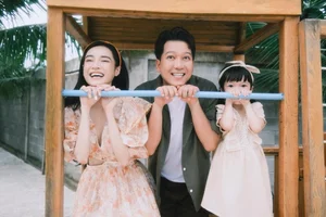Nha Phuong’s Livestream Reveals Heartwarming Moment with Daughter Destiny - image 0