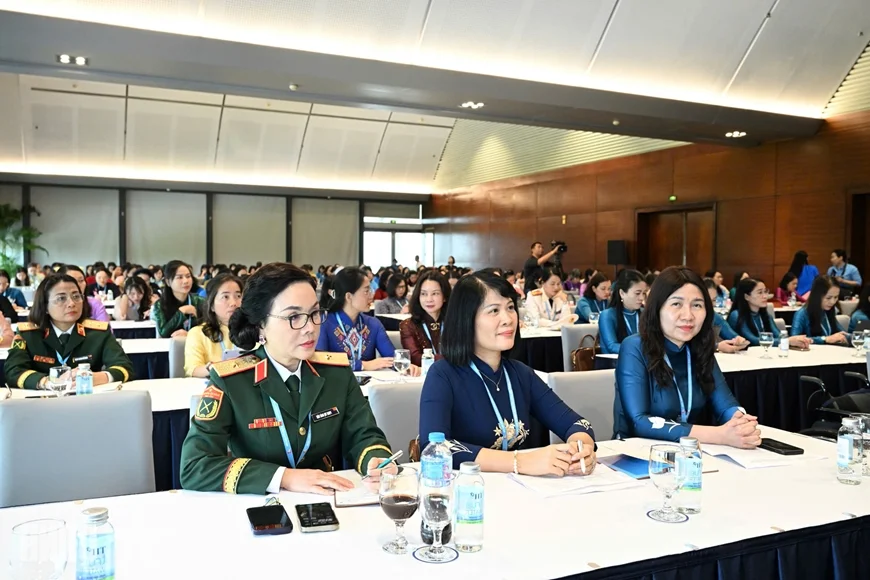 Honoring the Strength and Grace of Vietnamese Female Military Officers