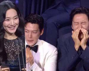Kim Woo Bin Stuns at Blue Dragon Awards While Lee Kwang Soo Steals the Show - image 2