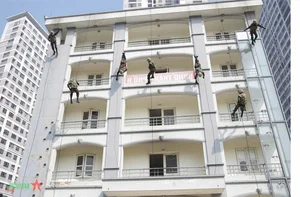 Special Commando Brigade 1 Ready for Any Combat Situation - image 2