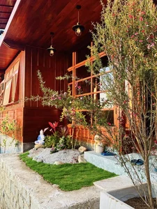 Inside the Lush Green Garden of Vietnam’s Wealthiest MC - image 11