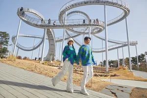 Newlyweds Puka and Gin Tuan Kiet Enjoy Romantic Honeymoon in South Korea - image 3