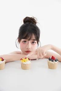 Captivating Visuals: Bo Luo Bao in YiTuYu Art Language Vol.7930 - image 14