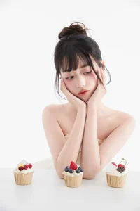 Captivating Visuals: Bo Luo Bao in YiTuYu Art Language Vol.7930 - image 2