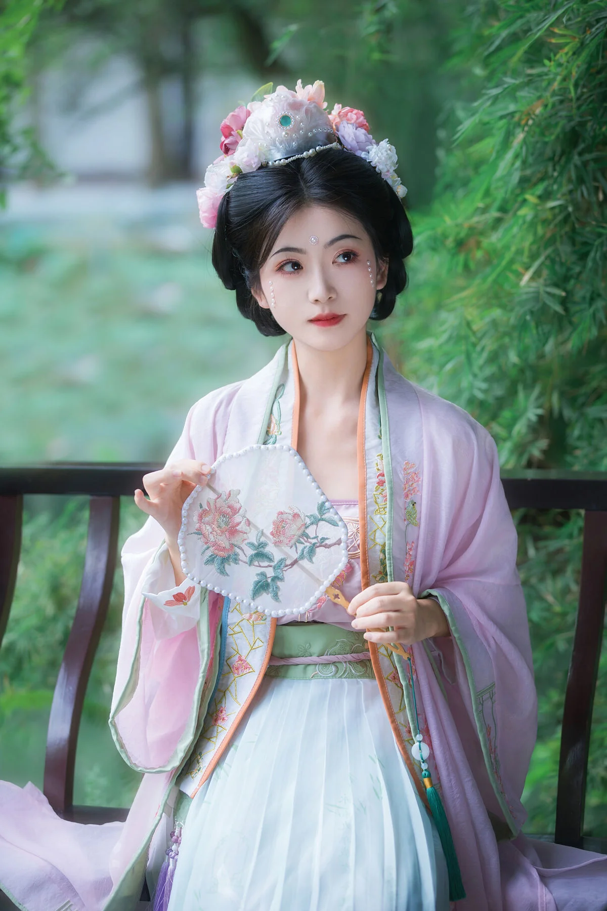 Artistic Photography Exploration: YiTuYu Art Language Vol.7775 Xiao Shu Pian Er