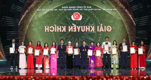 Outstanding Journalism Celebrated at 8th Golden Hammer and Sickle Awards - image 1