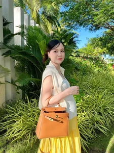 Gorgeous '50-Billion Beauty' Sam Shines with Flawless Pregnancy Style and Radiant Glow - image 0