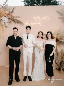 Gorgeous '50-Billion Beauty' Sam Shines with Flawless Pregnancy Style and Radiant Glow - image 2