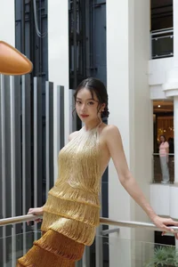 Phuong Anh Dao Stands Out with Bold Red Hair Transformation - image 7