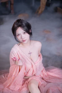 YiTuYu Art Language Vol.10550: Exploring the Bold Aesthetic of Model KK Hao E - image 51