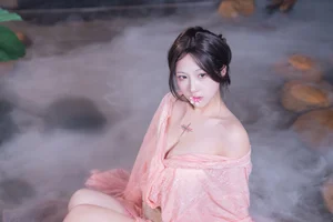 YiTuYu Art Language Vol.10550: Exploring the Bold Aesthetic of Model KK Hao E - image 45