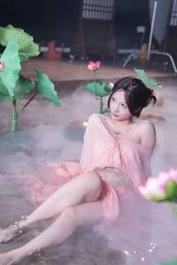 YiTuYu Art Language Vol.10550: Exploring the Bold Aesthetic of Model KK Hao E - image 5