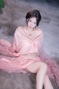 YiTuYu Art Language Vol.10550: Exploring the Bold Aesthetic of Model KK Hao E - image 21