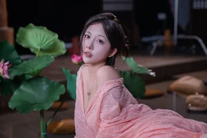 YiTuYu Art Language Vol.10550: Exploring the Bold Aesthetic of Model KK Hao E - image 24
