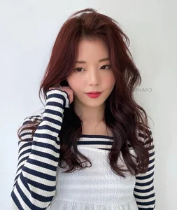 5 Youthful Shoulder-Length Hairstyles to Elevate Your Look for Tet 2024 - image 8