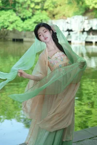 YiTuYu Art Language Vol.7300 Featuring Model Leng Ku Wang Ye Series - image 6