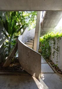 Innovative 64m2 Townhouse Design: An Urban Bird’s Nest Surrounded by Lush Greenery - image 9