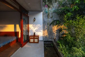 Innovative 64m2 Townhouse Design: An Urban Bird’s Nest Surrounded by Lush Greenery - image 5