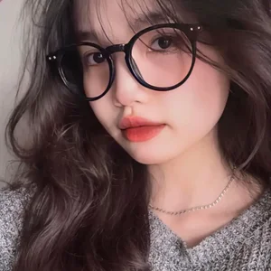 Breathtaking 4K Beautiful Girls with Glasses: Premium 2026 Portrait Gallery - image 11