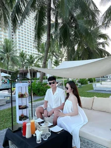 Former Vietnam U23 Star Marries Banking Professional in Elegant Ceremony - image 5