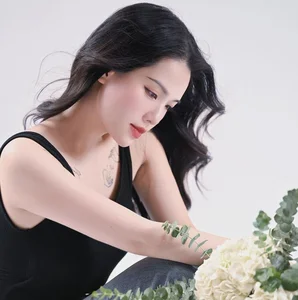 Rising Beauty: Stunning Portraits of a Successful Young Nail Salon Owner - image 1