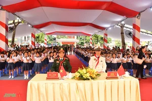 Meeting of Vietnam and China National Defense Ministers - image 2