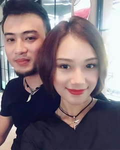 Meet the Stunning Wife of Doan Quoc Dam, Lead Actor of Vietnam's Hit Movie Dao Pho va Piano - image 8