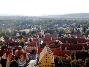 The Shocking Secret of Nördlingen: Germany’s Perfectly Circular Town Built on Millions of Diamonds - image 3