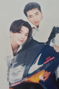 Celebrity Gossip: Fans Ship H'Hen Nie with Handsome Officer - image 0