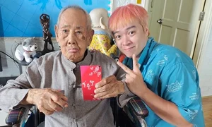 Celebrity Gossip: Fans Ship H'Hen Nie with Handsome Officer - image 5