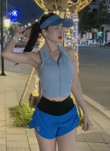 Fitness Influencer and 'Running Hot Girl' Wows Fans with Incredible Athletic Physique and Long Legs - image 4