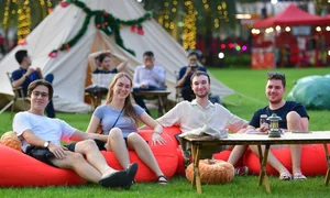 Experience the Magic of 8Wonder Winter: A World-Class Music and Arts Festival - image 7