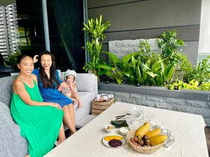 Inside Doan Trang's Singapore Life: Million-Dollar Kitchen and Rare Luxury Wardrobe - image 7