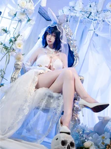 Stunning New Jersey Azur Lane Cosplay by Yi Se Yu: A Futuristic Visual Masterpiece - image 13