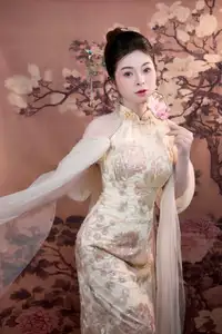 Captivating Asian Beauty: Elegant Woman in Traditional Attire Adorned with Exquisite Pearls. - image 2