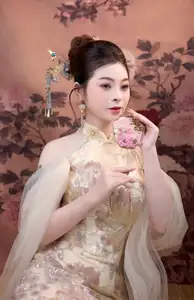 Captivating Asian Beauty: Elegant Woman in Traditional Attire Adorned with Exquisite Pearls. - image 1
