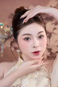 Captivating Asian Beauty: Elegant Woman in Traditional Attire Adorned with Exquisite Pearls. - image 6
