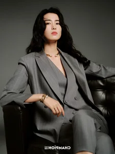 China's Most Beautiful Goalkeeper Joins Stephen Chow Movie - image 2